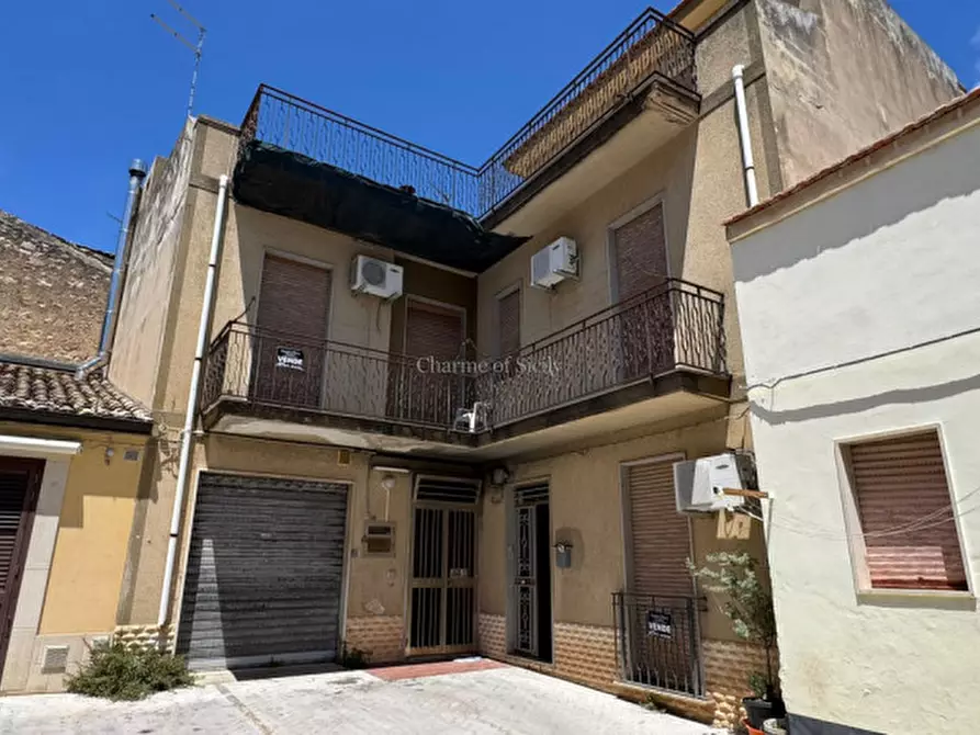 Immagine 21 di Casa indipendente in vendita  a Modica