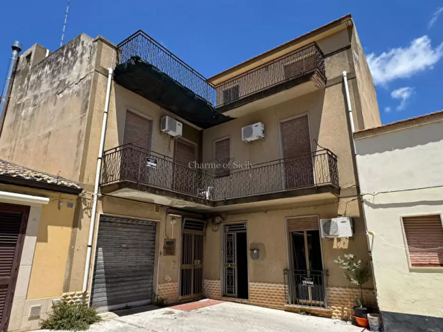 Immagine 22 di Casa indipendente in vendita  a Modica