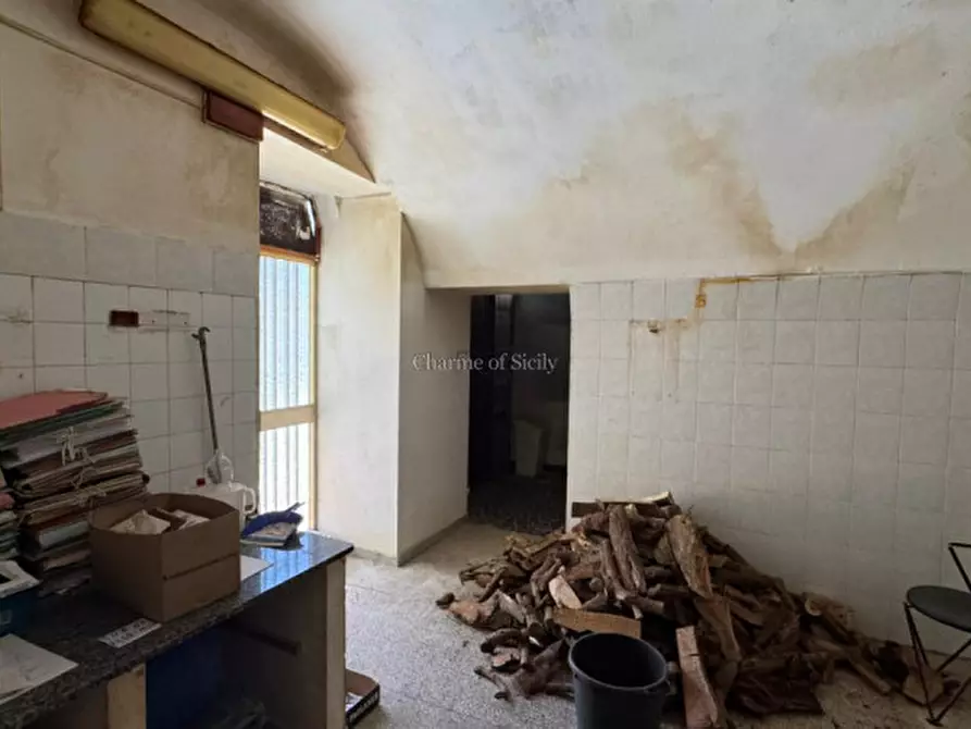 Immagine 26 di Casa indipendente in vendita  a Modica