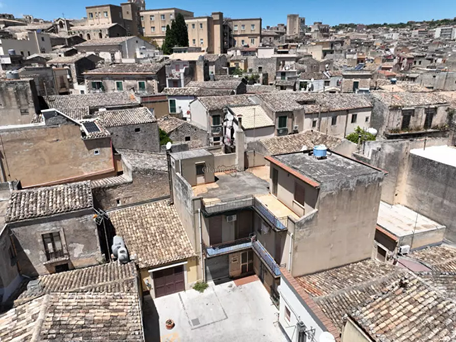 Immagine 36 di Casa indipendente in vendita  a Modica