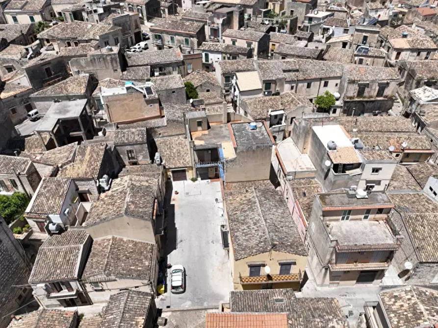 Immagine 37 di Casa indipendente in vendita  a Modica