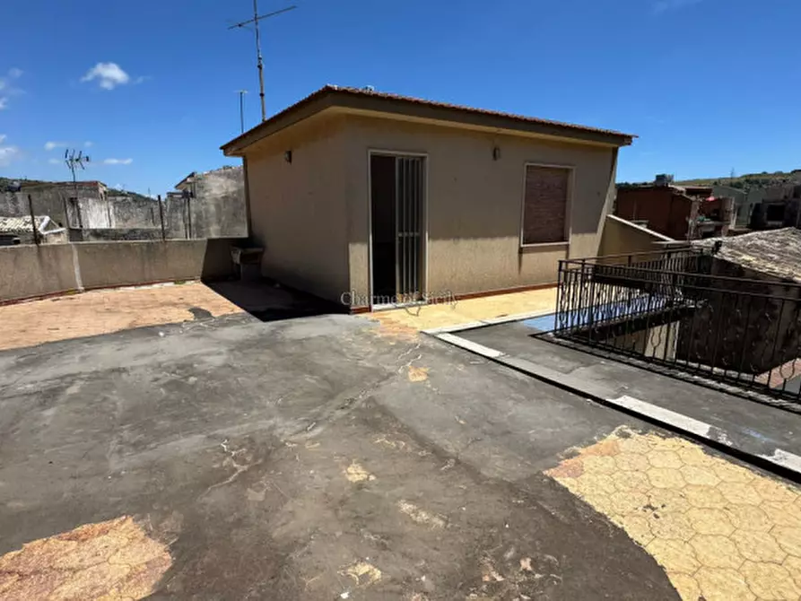 Immagine 42 di Casa indipendente in vendita  a Modica