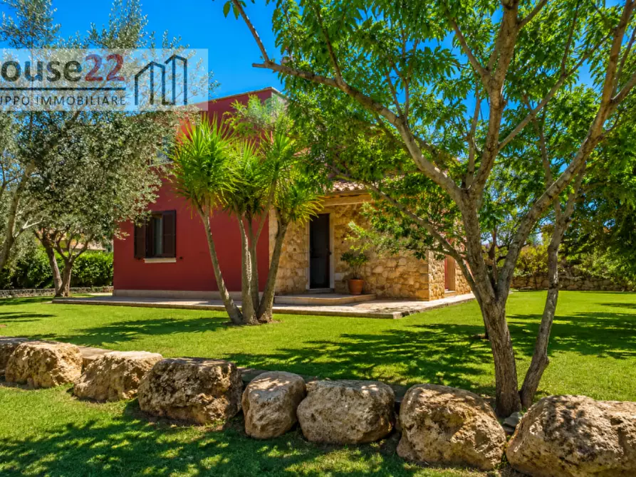 Immagine 6 di Villa in vendita  a Trapani