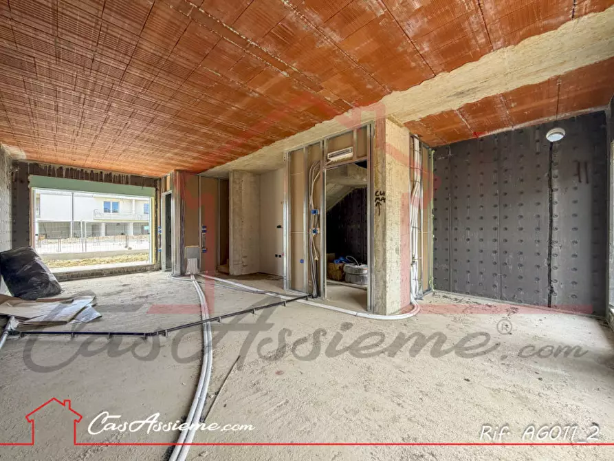 Immagine 6 di Casa bifamiliare in vendita  a Rossano Veneto