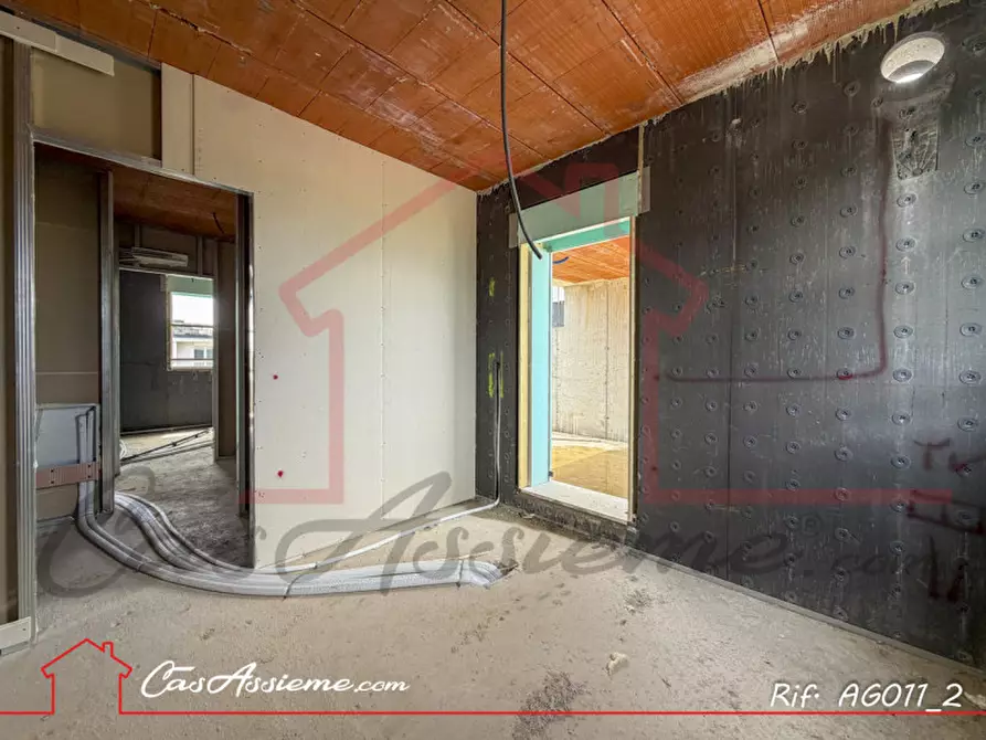 Immagine 13 di Casa bifamiliare in vendita  a Rossano Veneto