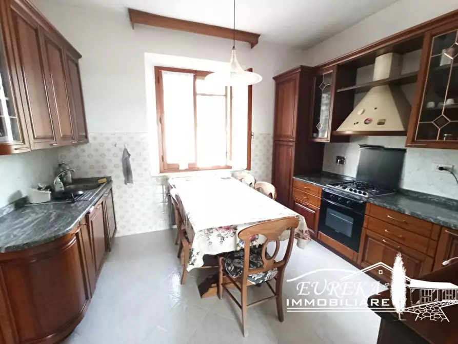 Immagine 10 di Casa indipendente in vendita  in Via dei Mandorli a Panicale