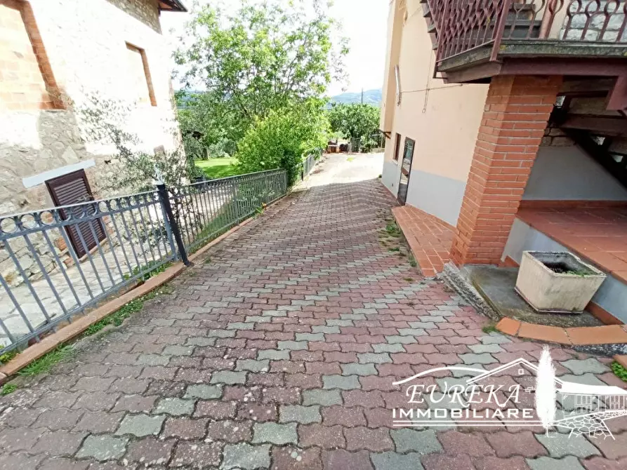 Immagine 18 di Casa indipendente in vendita  in Via dei Mandorli a Panicale