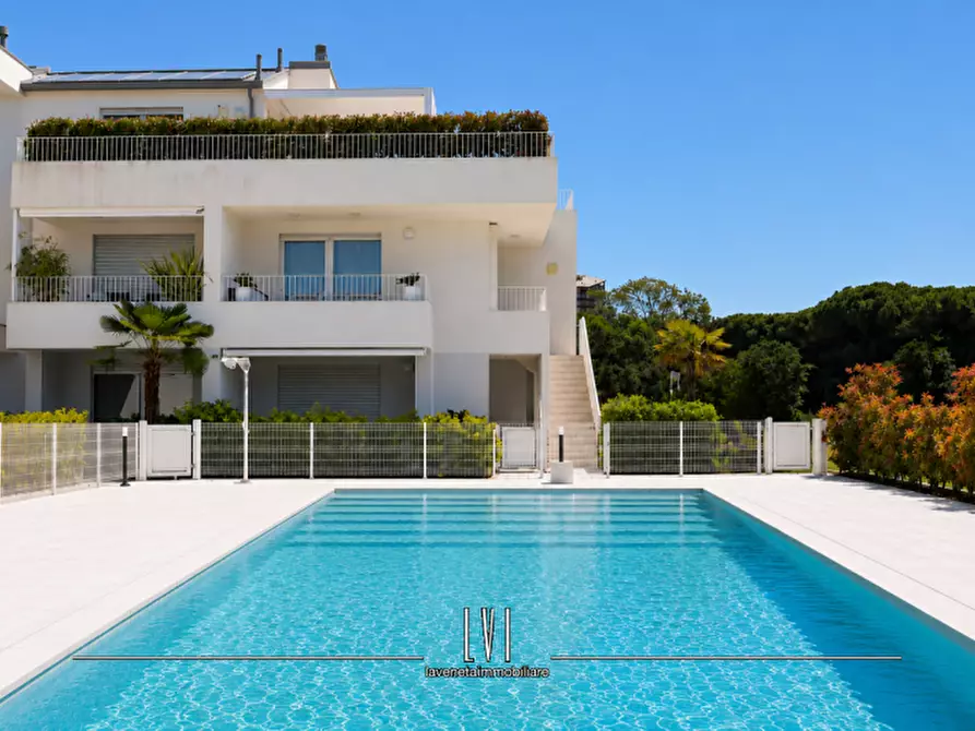 Immagine 1 di Appartamento in vendita  in Viale Cigno Bianco 10 a Jesolo