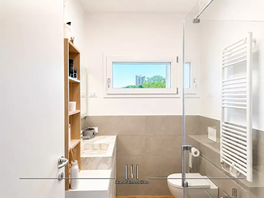 Immagine 9 di Appartamento in vendita  in Viale Cigno Bianco 10 a Jesolo