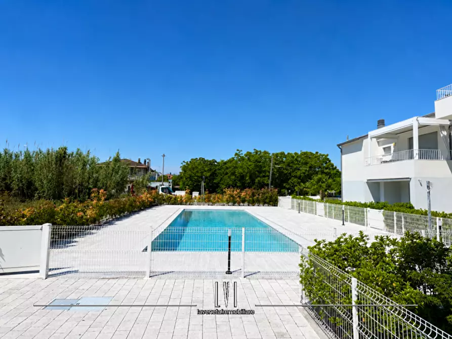 Immagine 21 di Appartamento in vendita  in Viale Cigno Bianco 10 a Jesolo