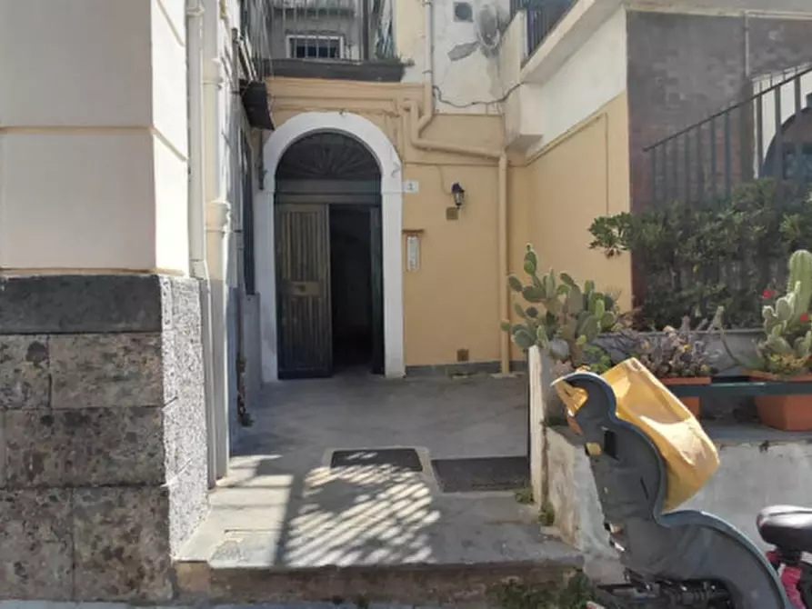 Immagine 12 di Appartamento in affitto  in via Pontano 5 a Napoli