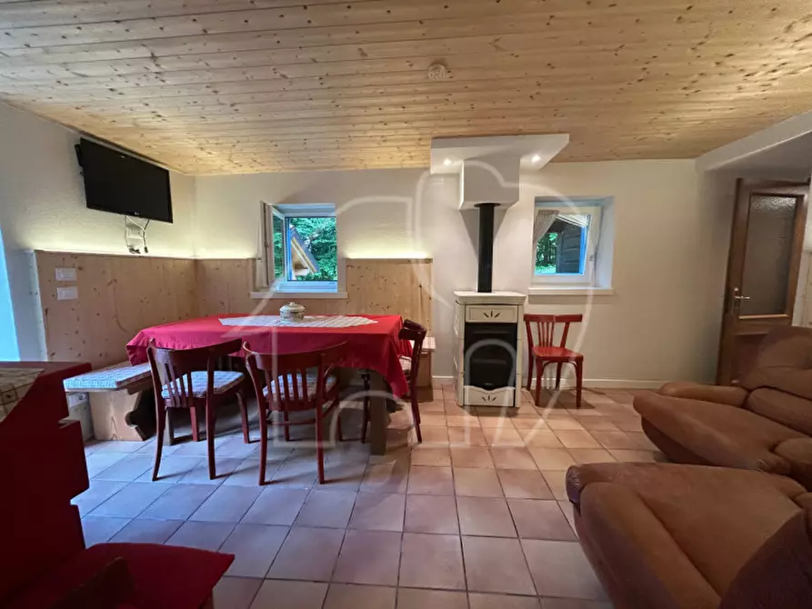Immagine 10 di Casa indipendente in vendita  a Borgo Valsugana