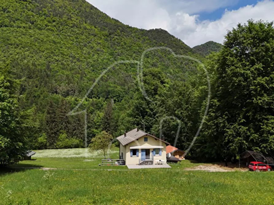 Immagine 12 di Casa indipendente in vendita  a Borgo Valsugana