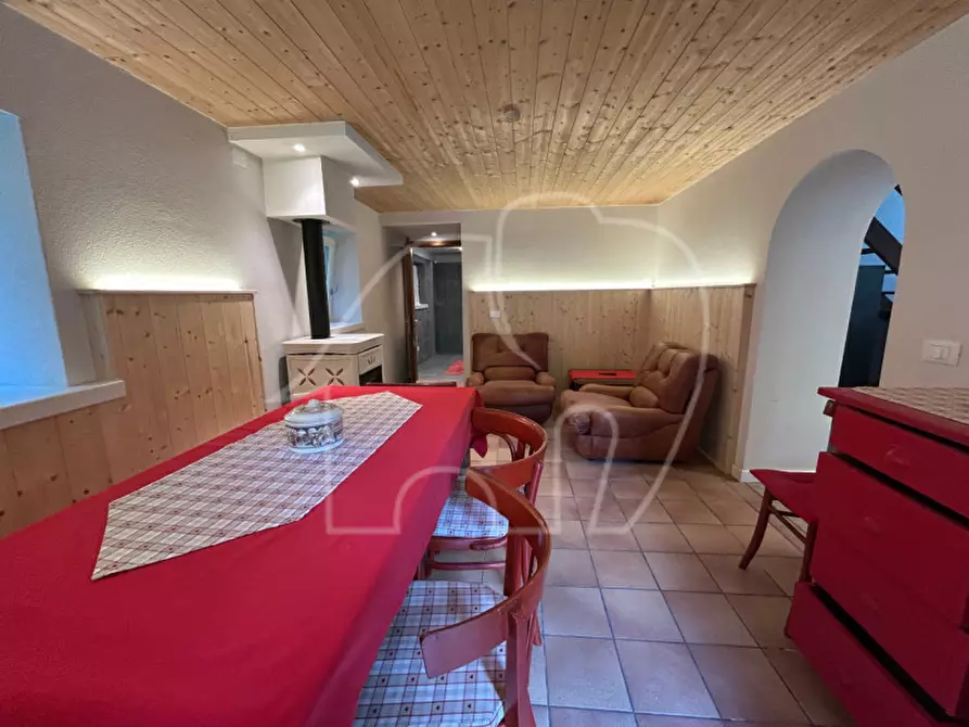Immagine 13 di Casa indipendente in vendita  a Borgo Valsugana