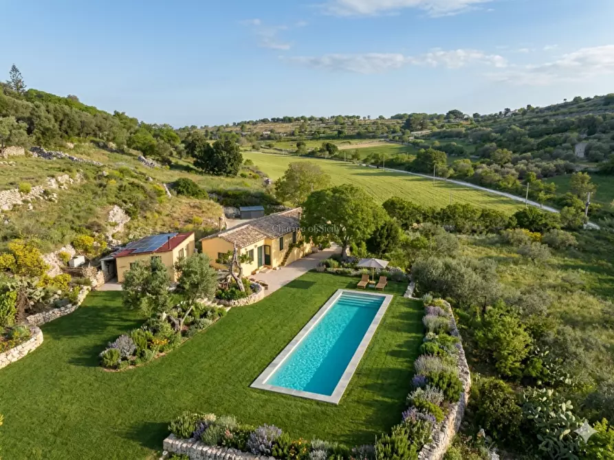 Immagine 1 di Casa indipendente in vendita  a Modica