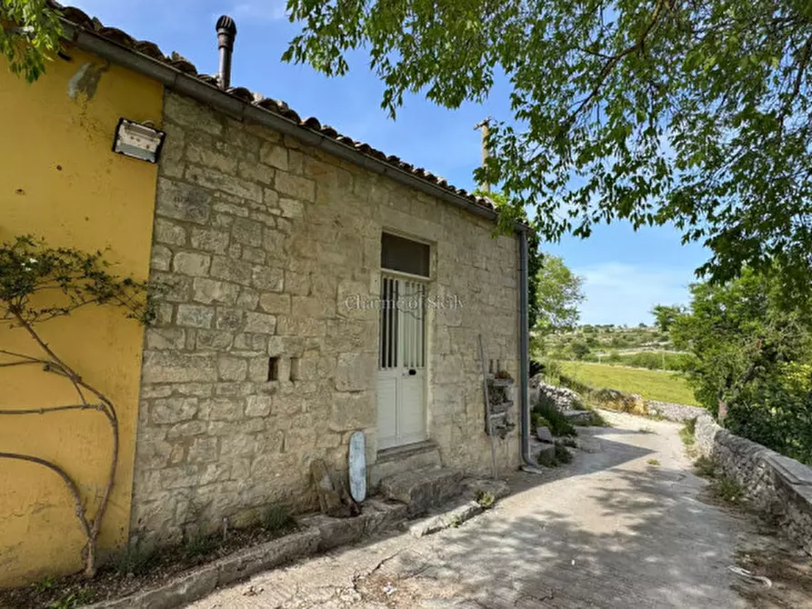 Immagine 15 di Casa indipendente in vendita  a Modica
