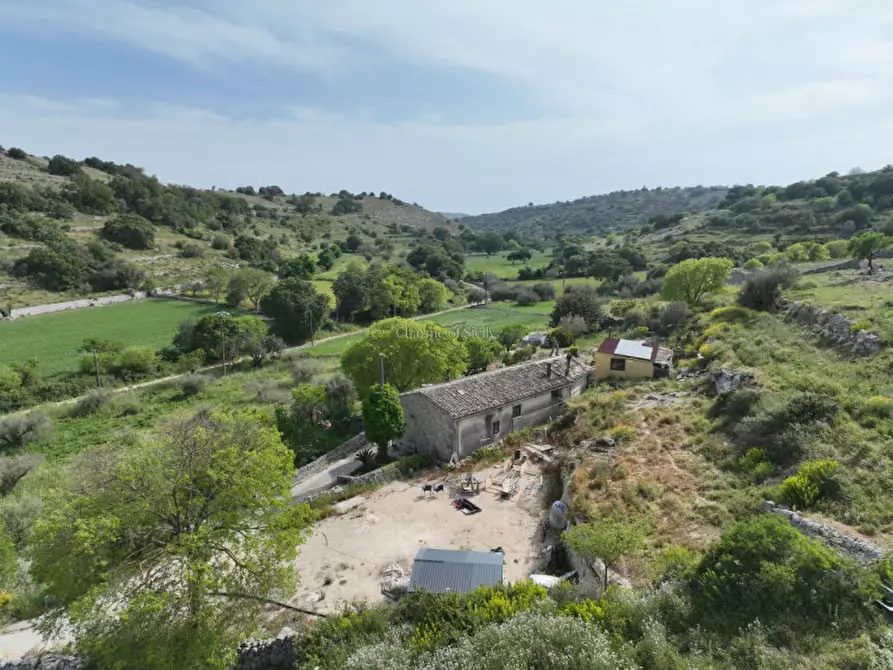 Immagine 29 di Casa indipendente in vendita  a Modica