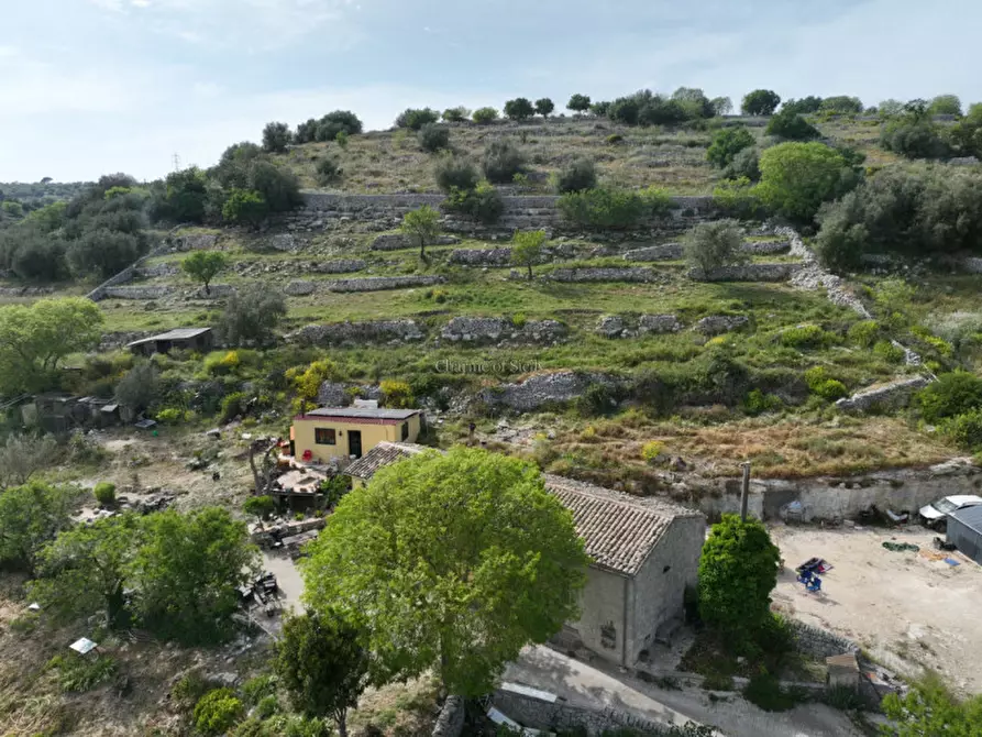 Immagine 38 di Casa indipendente in vendita  a Modica