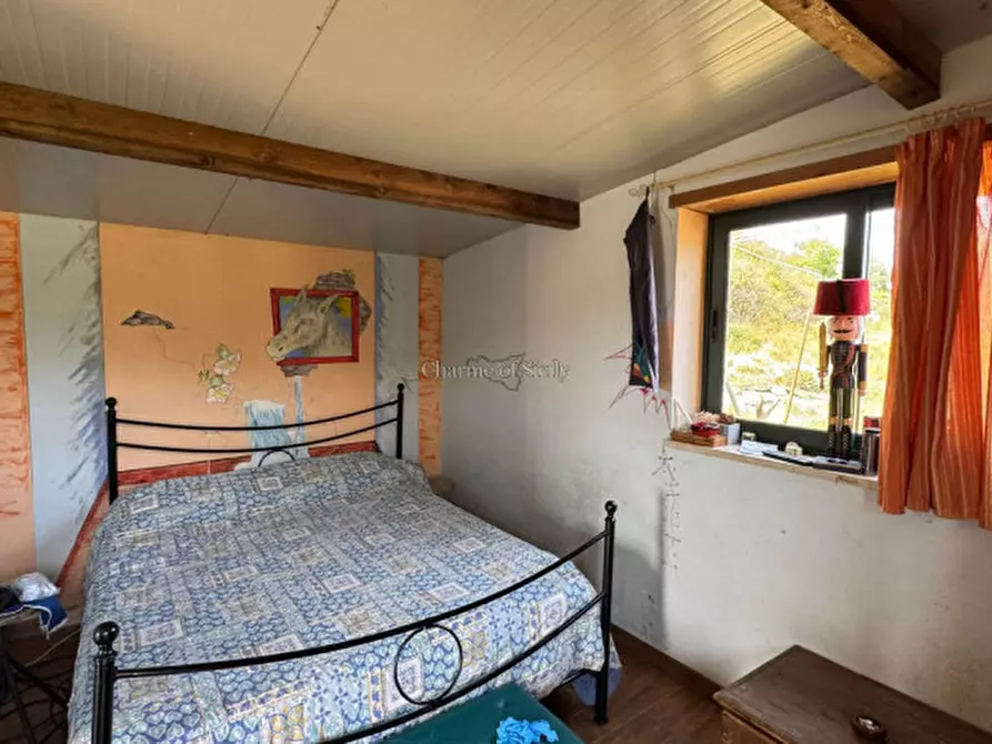 Immagine 39 di Casa indipendente in vendita  a Modica