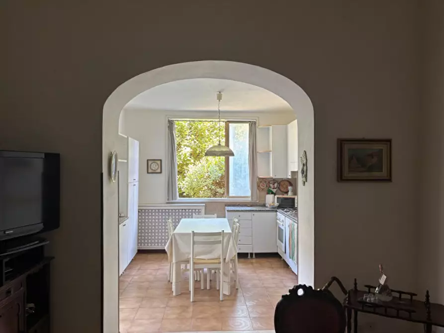 Immagine 5 di Appartamento in vendita  in VIA MERCADANTE a Firenze