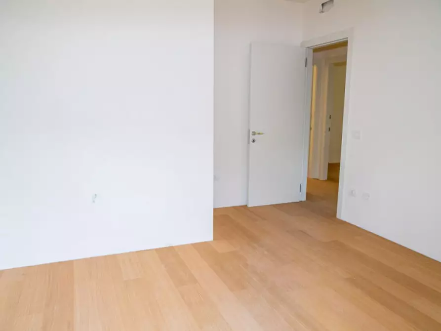 Immagine 15 di Appartamento in vendita  in via Torino a Padova