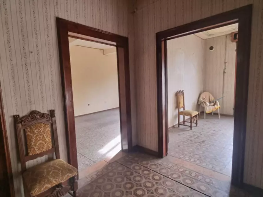 Immagine 18 di Palazzo in vendita  a San Martino In Rio