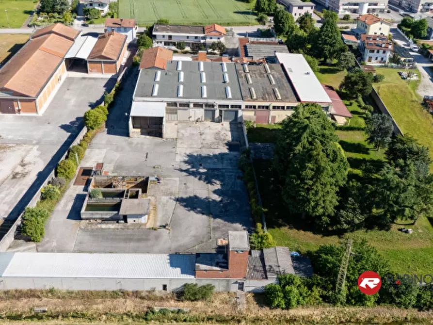 Immagine 3 di Capannone industriale in vendita  in Via Cristoforo Colombo 185 a Pasian Di Prato
