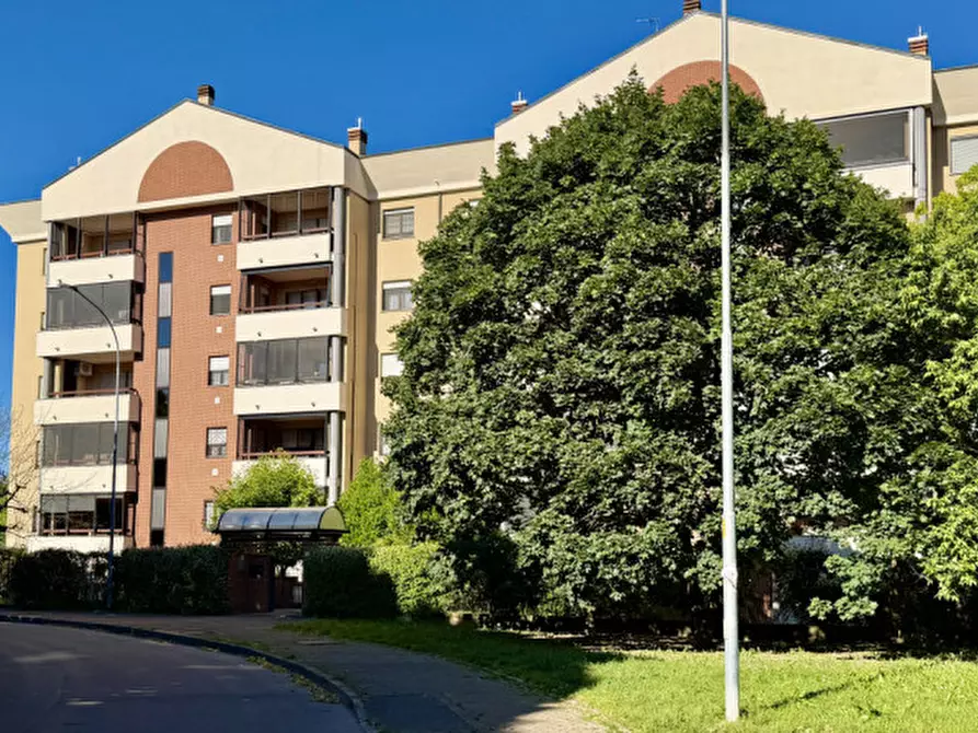 Immagine 1 di Appartamento in vendita  in Sandro Pertini 6 a Locate Di Triulzi