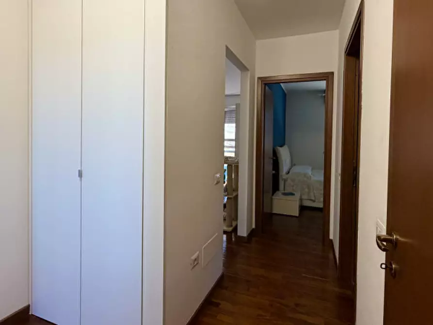 Immagine 14 di Appartamento in vendita  in Sandro Pertini 6 a Locate Di Triulzi