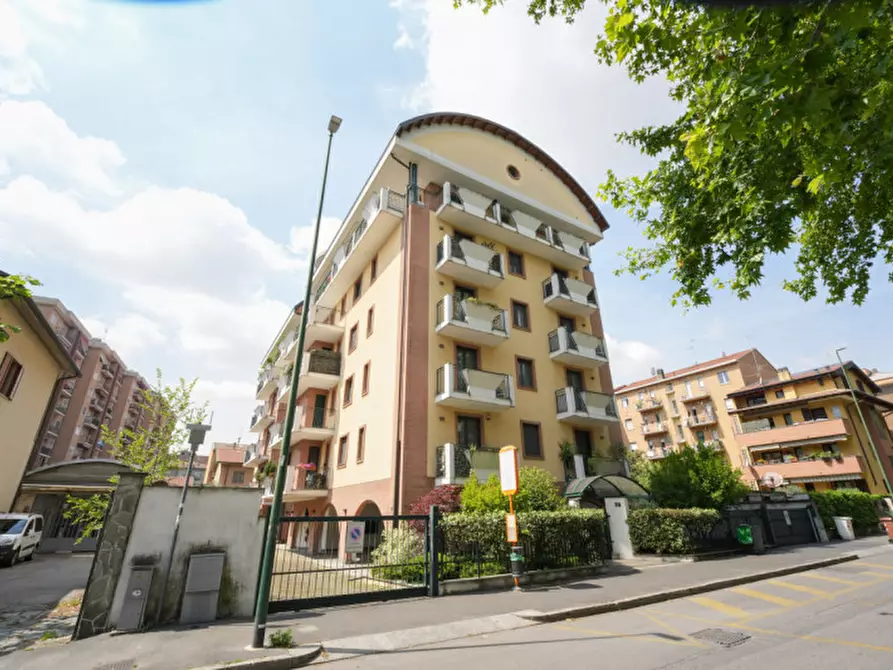 Immagine 25 di Appartamento in vendita  in Via Vincenzo Bellini a Sesto San Giovanni
