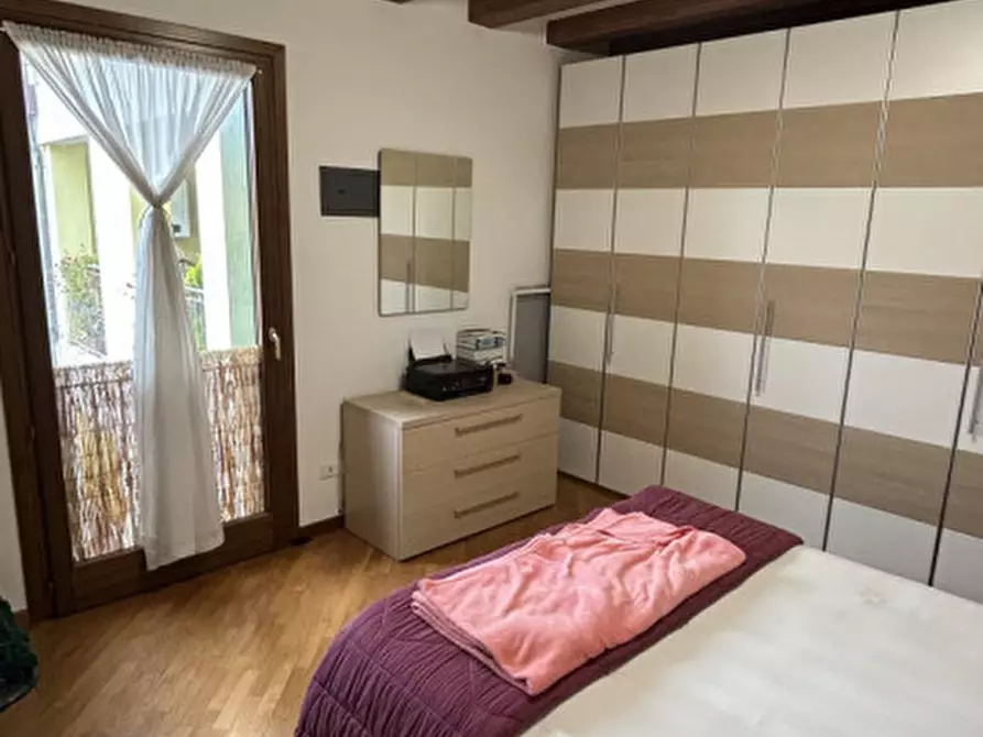 Immagine 12 di Appartamento in vendita  in Via Daniele Manin 1 a Schio