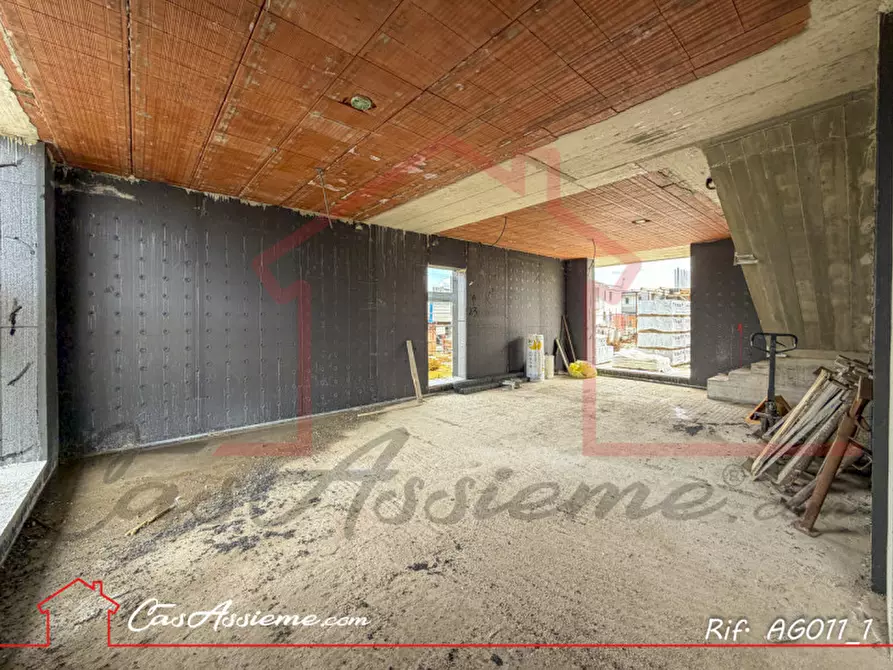 Immagine 4 di Casa bifamiliare in vendita  a Rossano Veneto