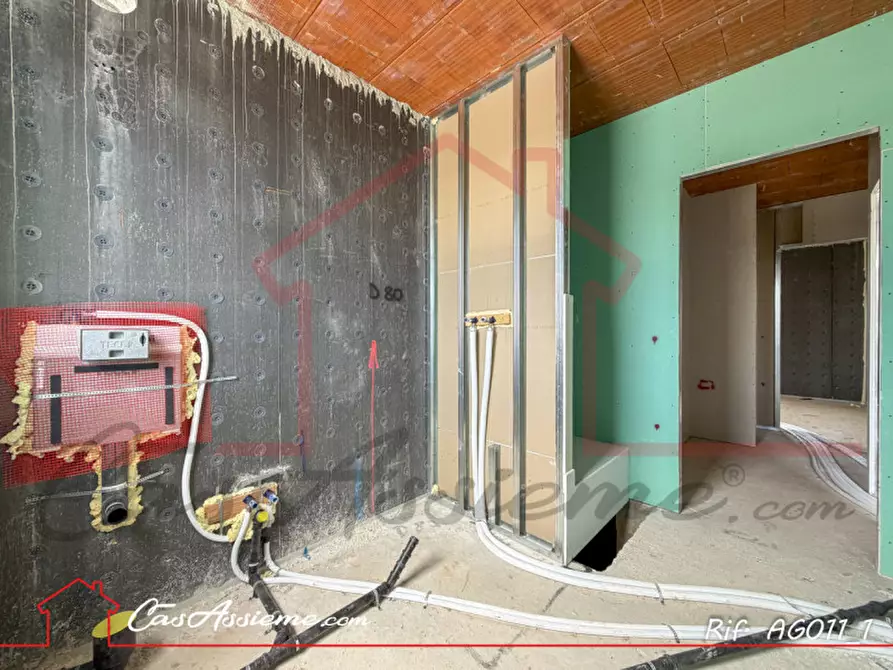 Immagine 10 di Casa bifamiliare in vendita  a Rossano Veneto