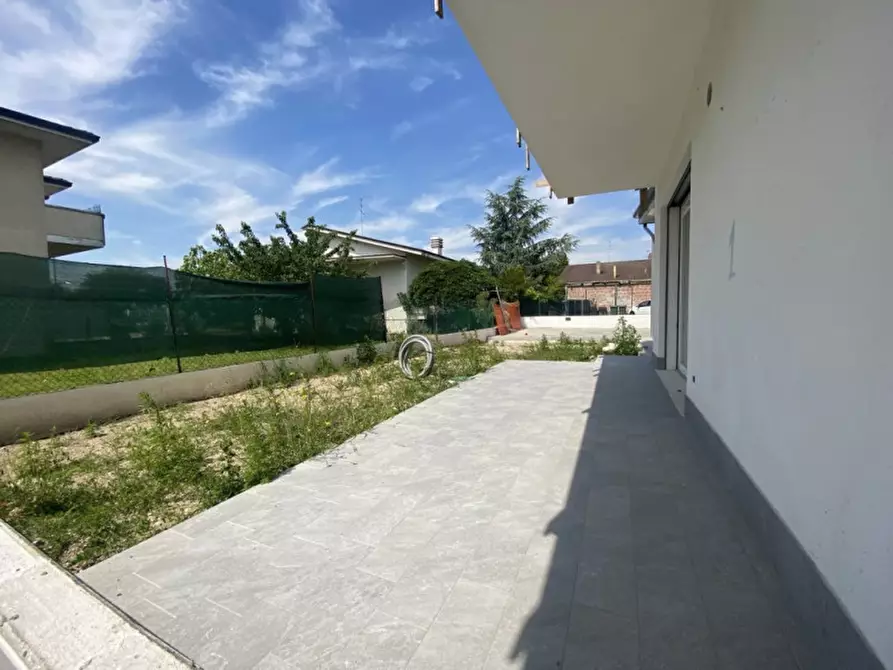 Immagine 3 di Villetta a schiera in vendita  a Mozzecane