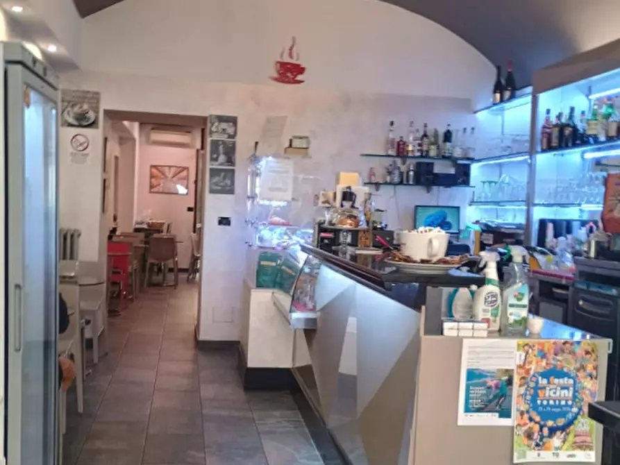 Immagine 5 di Attività commerciale in vendita  in Via San Secondo 30 a Torino