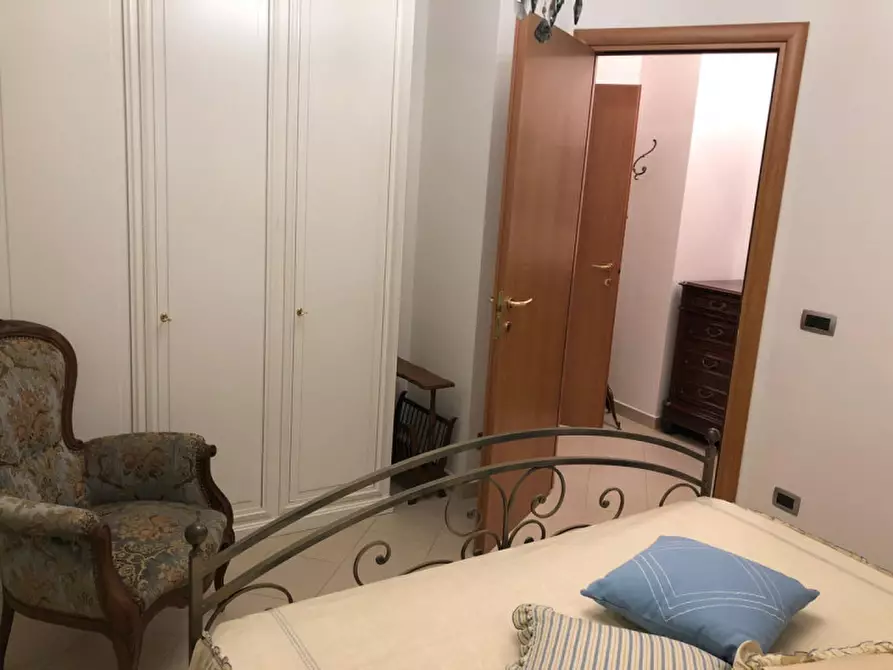 Immagine 10 di Appartamento in vendita  in Via Ognissanti a Alba