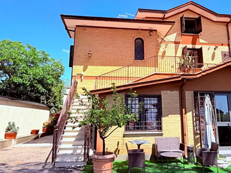 Immagine 1 di Attico in affitto  in VIA TUSCOLANA 1715 a Frascati