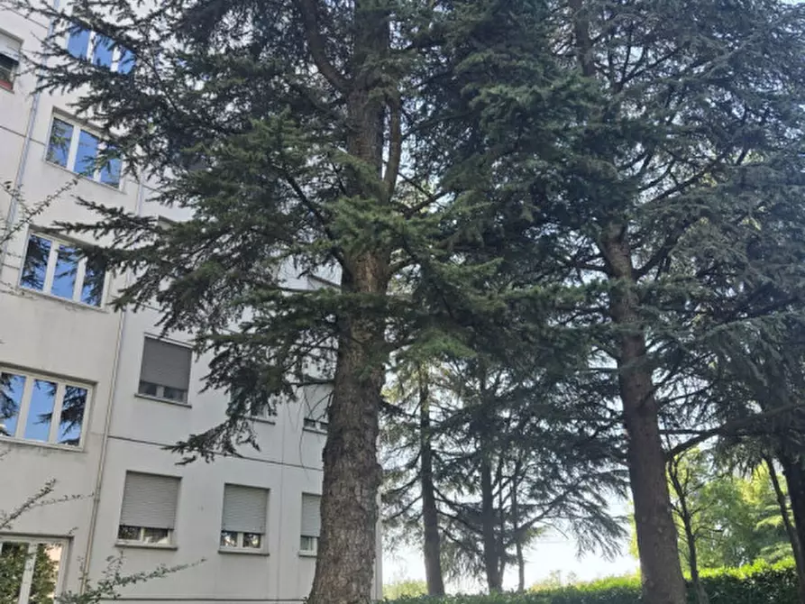 Immagine 1 di Appartamento in vendita  in Via Decorati Al Valor Militare, 10 a Parma