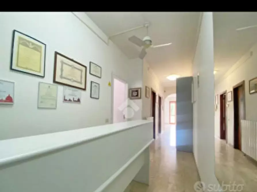 Immagine 2 di Appartamento in vendita  in Via Lunense, 30 a Carrara