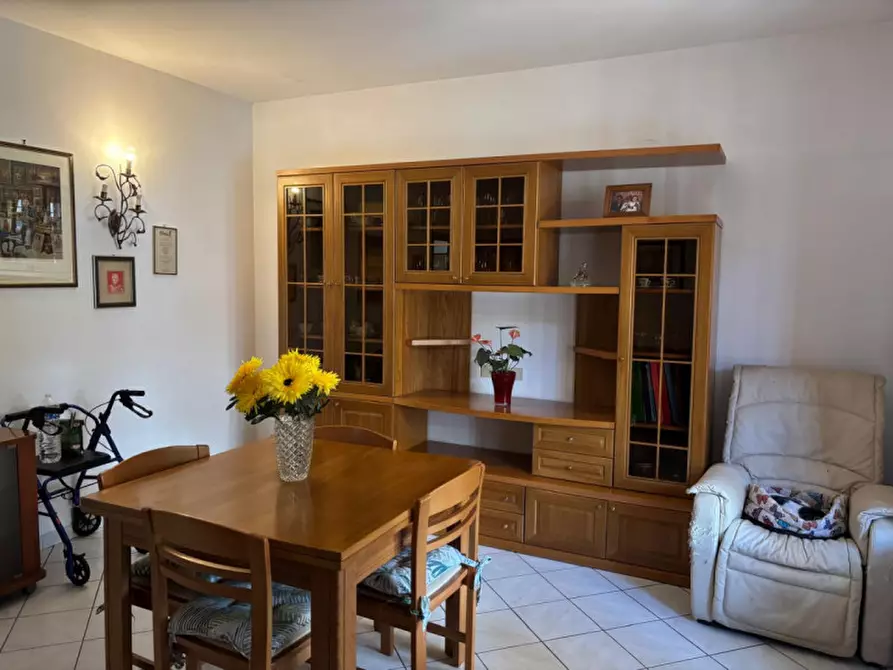 Immagine 3 di Appartamento in vendita  in VIA DEI CILIEGI a Scandicci