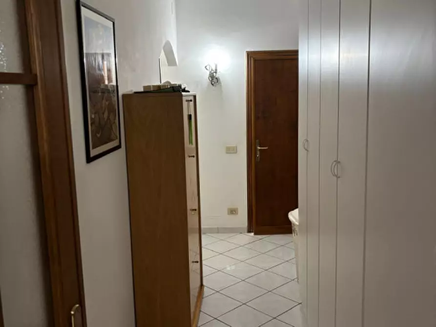 Immagine 9 di Appartamento in vendita  in VIA DEI CILIEGI a Scandicci