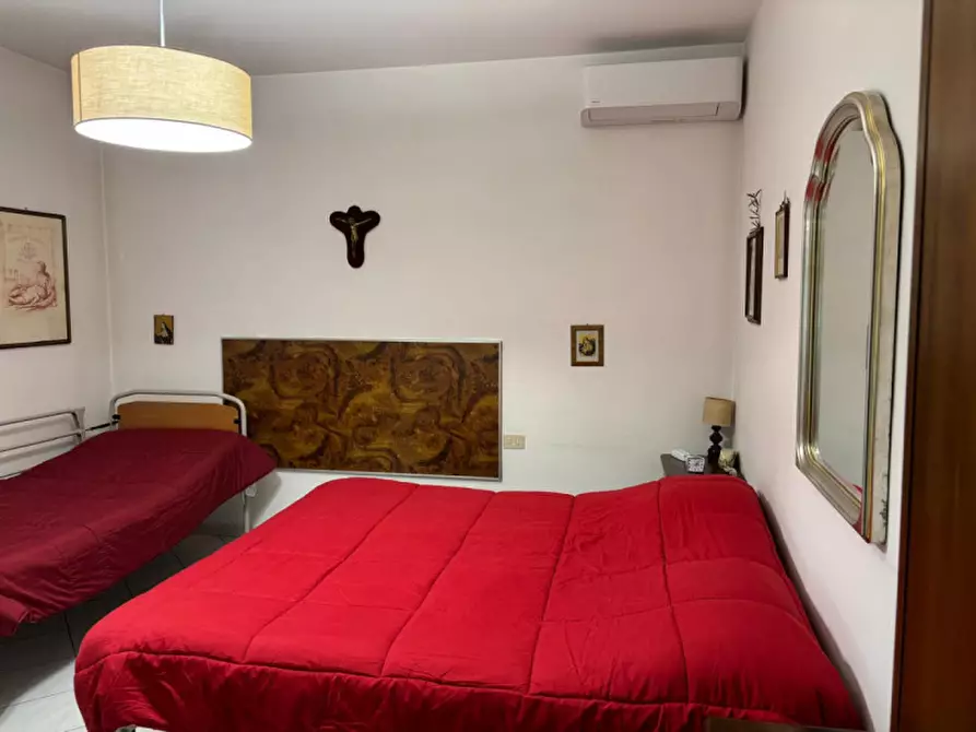 Immagine 10 di Appartamento in vendita  in VIA DEI CILIEGI a Scandicci
