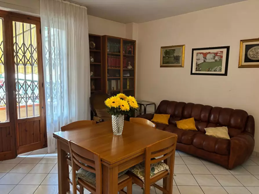 Immagine 17 di Appartamento in vendita  in VIA DEI CILIEGI a Scandicci