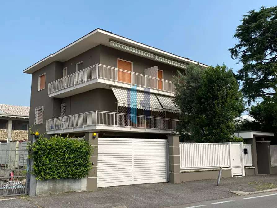 Immagine 1 di Appartamento in vendita  in Via Roma 12 a Brescia