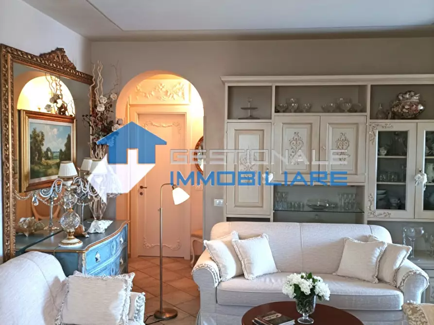 Immagine 4 di Casa trifamiliare in vendita  in Via Galileo Galilei a Collesalvetti