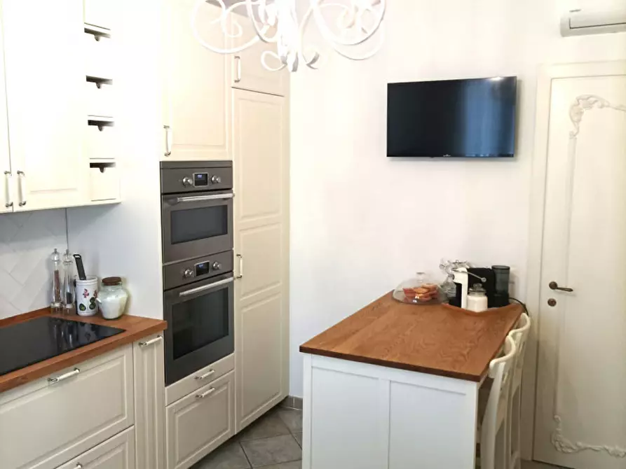 Immagine 7 di Casa trifamiliare in vendita  in Via Galileo Galilei a Collesalvetti