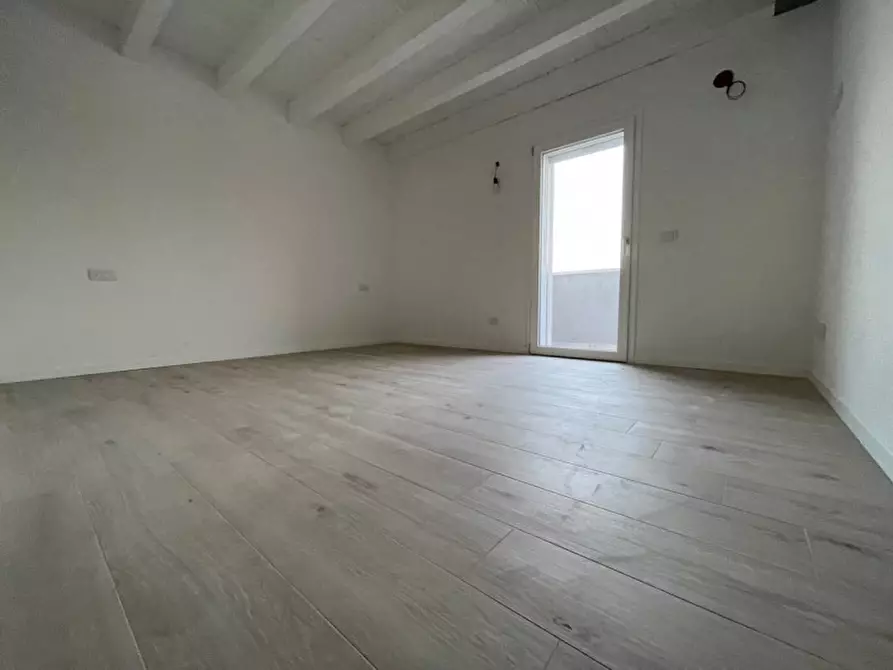 Immagine 32 di Appartamento in vendita  a Rubano