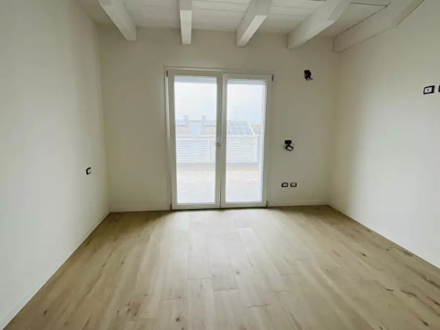 Immagine 42 di Appartamento in vendita  a Rubano