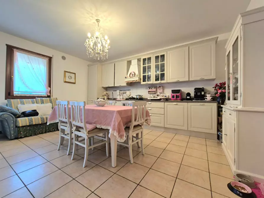 Immagine 1 di Appartamento in vendita  a Zimella