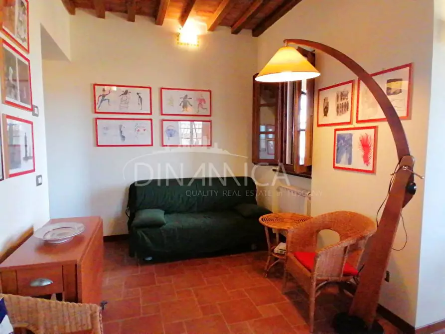 Immagine 8 di Appartamento in vendita  a Volterra